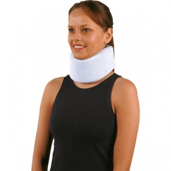 COLAR CERVICAL ESPUMA LEVE BRANCO G MERCUR