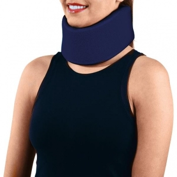 COLAR CERVICAL ESPUMA LEVE AZUL M MERCUR